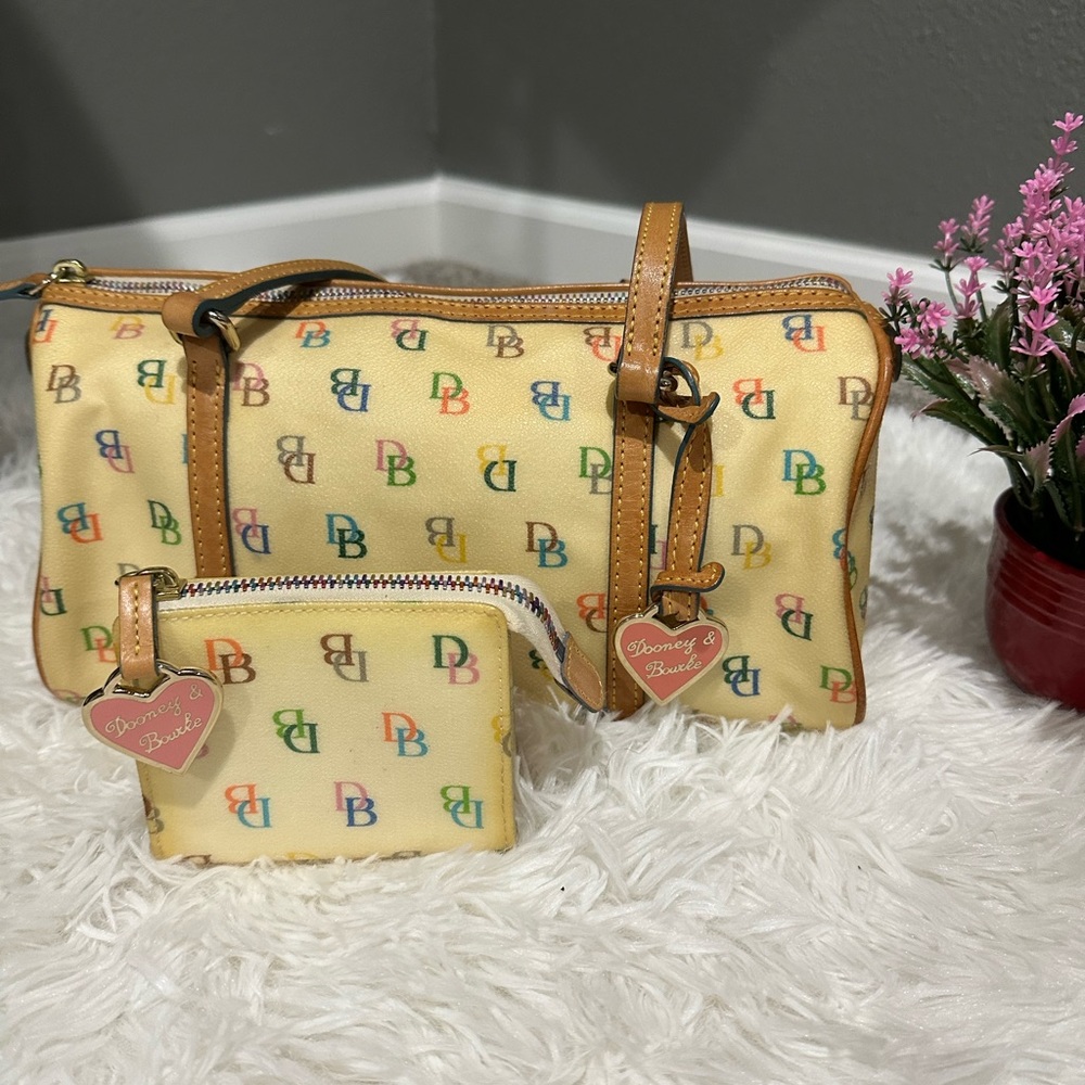 Y2K Dooney & Bourke satchel with wallet